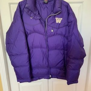 NIKE UNIVERSITY OF WASHINGTON HUSKIES JACKET